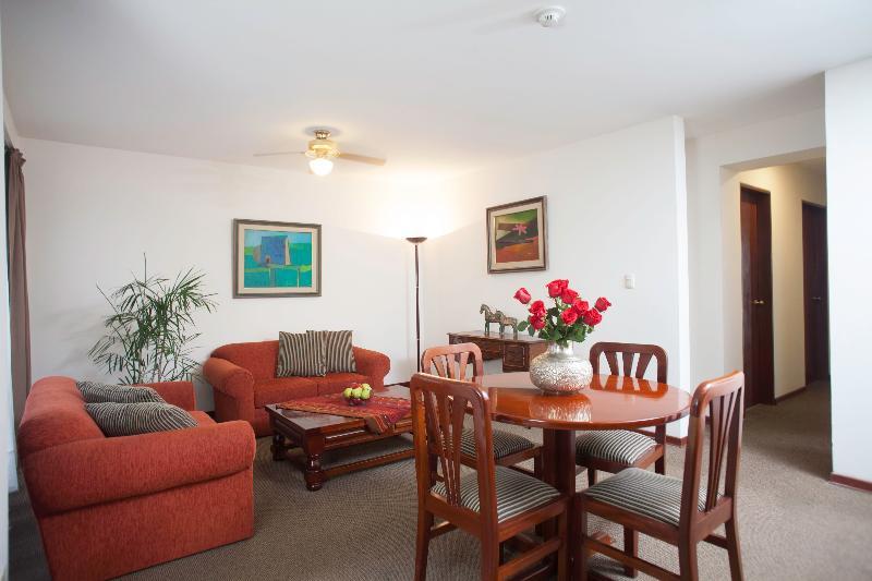 La Paz Apart Hotel Ліма Екстер'єр фото